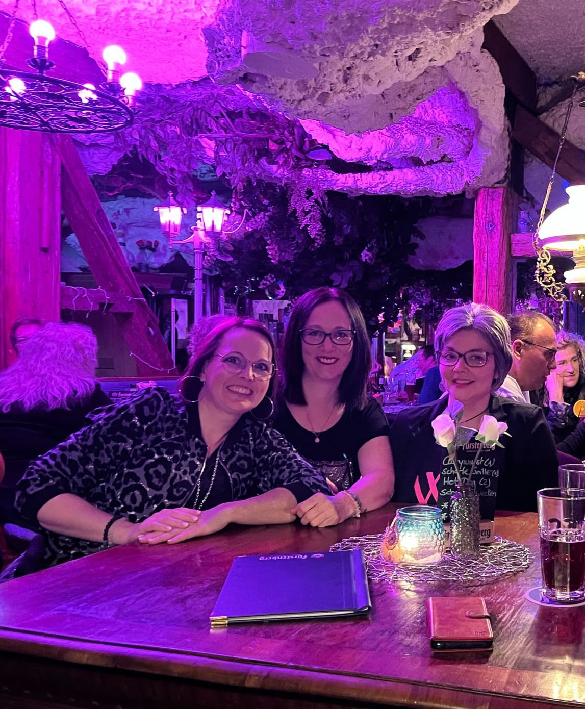 Moonlight Lounge - WhatsApp Image 2026-01-04 at 22.50.11 (5).jpeg